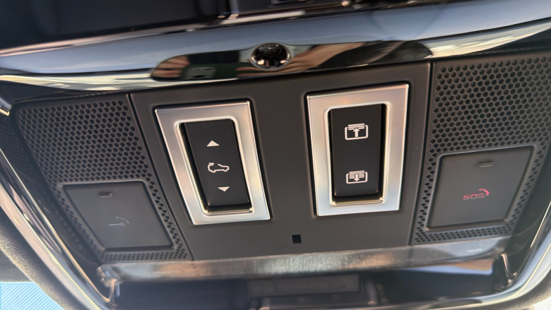 Land Rover Range Rover Velar 2.0 D200 MHEV Autobiography 5dr Auto [Revised] Diesel Estate